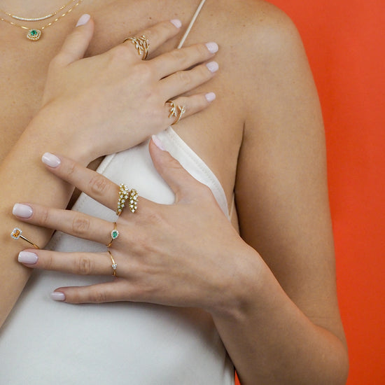 Triangle Ring Di Diamanti